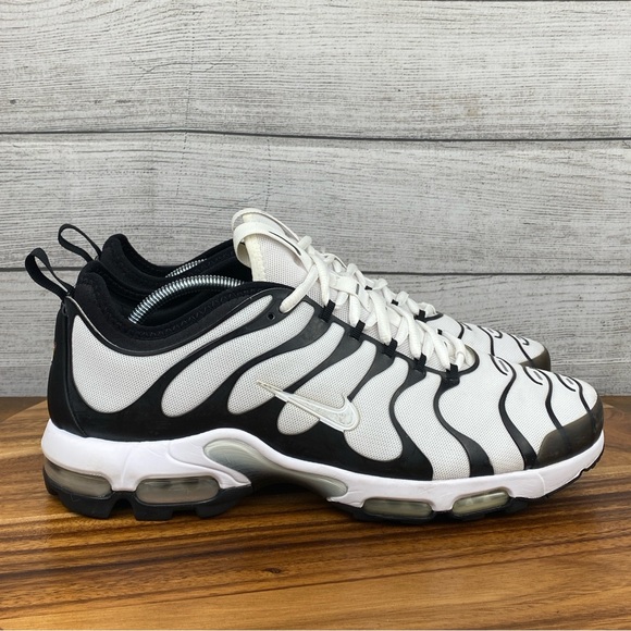 Nike Air Max Plus TN Ultra White Black Sneaker 898015-101 Men’s Shoe Size 11.5 - Picture 4 of 13
